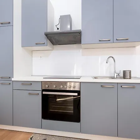 Damba 2 Apartment *