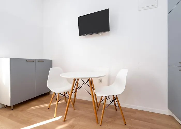 Damba 2 アパート